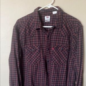 Levi’s men’s Shirt - Red and Black two front pockets,